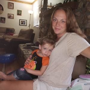 Meet your Posher, Danyelle